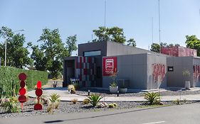 My Pod Capsule Boutique Airport